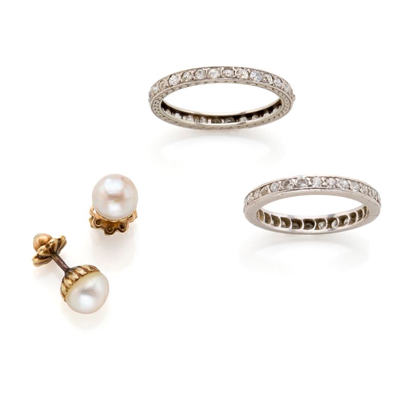 lotto di due fedi e orecchini di perle