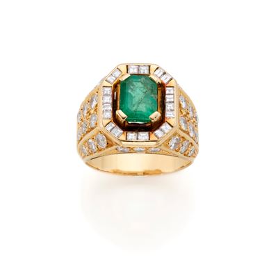 Anello in Oro con Smeraldo e Diamanti