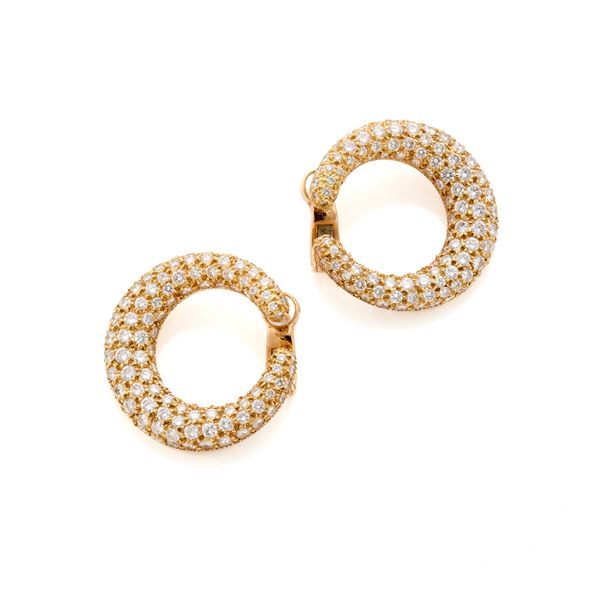Cartier : Orecchini Cartier in oro e diamanti  - Asta GIOIELLI, OROLOGI E LUXURY GOODS - Faraone Casa d'Aste