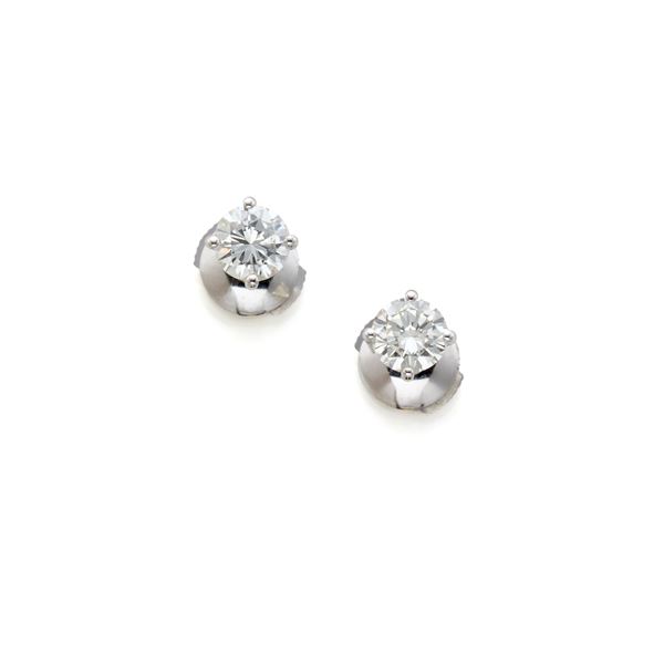 Gold and diamond earrings