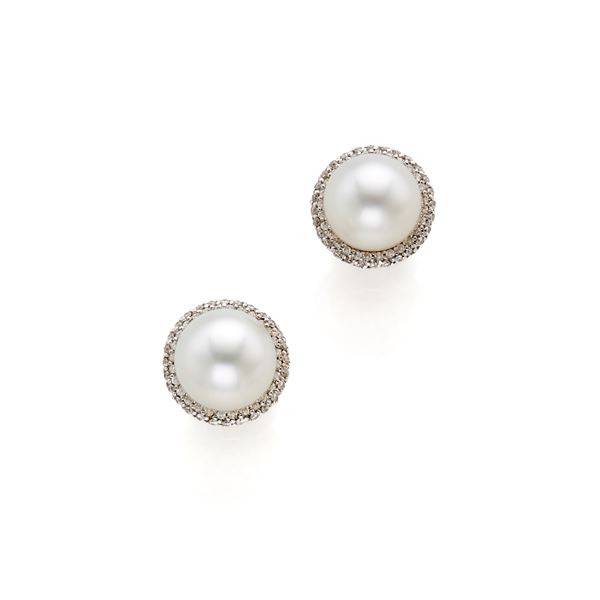 Gold, pearl and diamond earrings