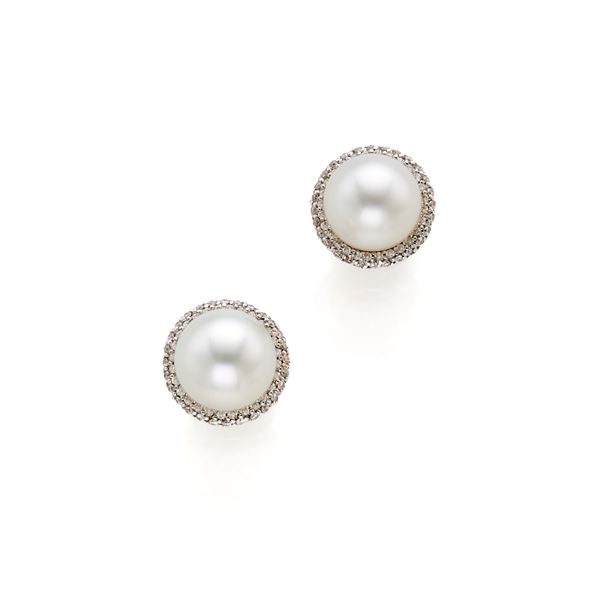 Gold, pearl and diamond earrings  - Auction GIOIELLI OROLOGI E LUXURY GOODS - Faraone Casa d'Aste