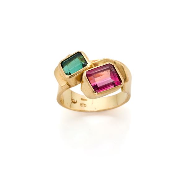 Anello in oro con tormaline
