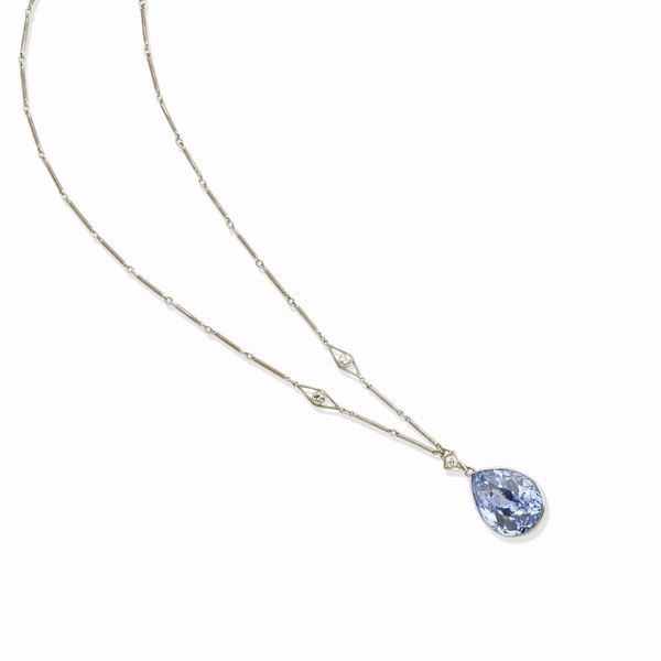 Collana in platino e diamanti