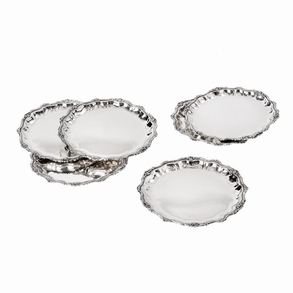 Piatti in argento  - Asta Gioielli e orologi del XX secolo - Faraone Casa d'Aste
