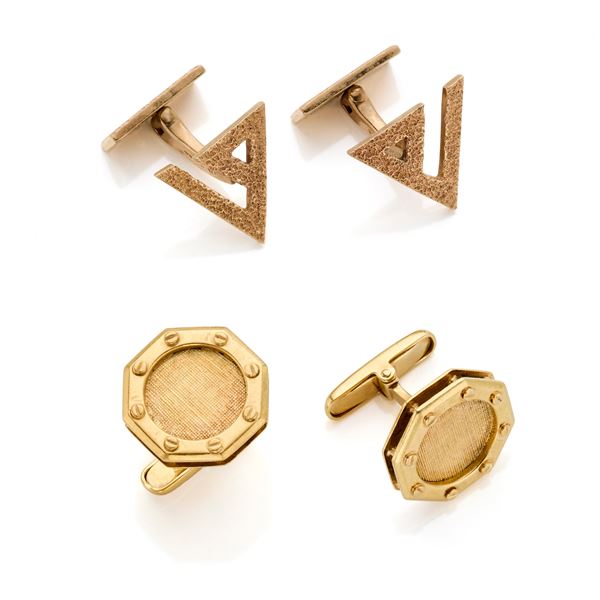 Two pairs of gold cufflinks  - Auction GIOIELLI OROLOGI E LUXURY GOODS - Faraone Casa d'Aste