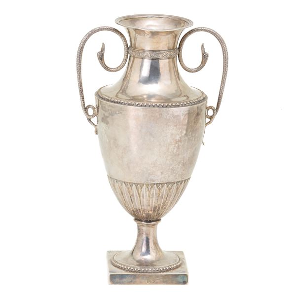 Silver vases  - Auction GIOIELLI OROLOGI E LUXURY GOODS - Faraone Casa d'Aste