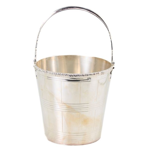 Faraone -  Faraone silver ice bucket.