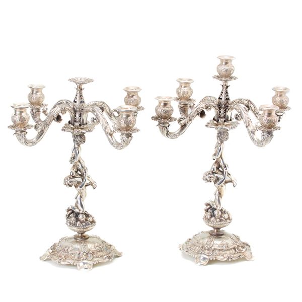 Coppia di candelabri in argento