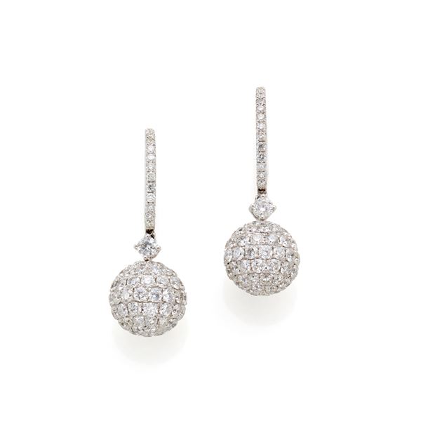 Gold and diamonds earrings  - Auction GIOIELLI OROLOGI E LUXURY GOODS - Faraone Casa d'Aste