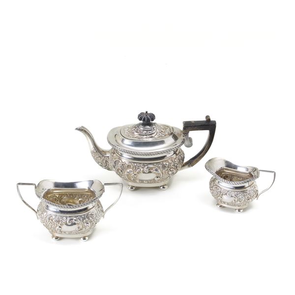 Silver tea set   - Auction GIOIELLI OROLOGI E LUXURY GOODS - Faraone Casa d'Aste