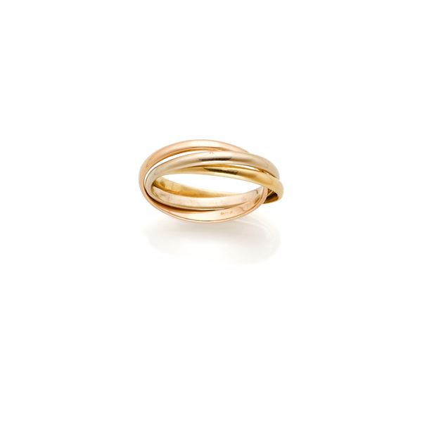 Gold ring 