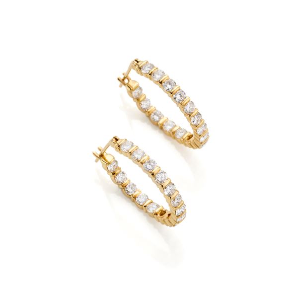 Orecchini in oro con diamanti