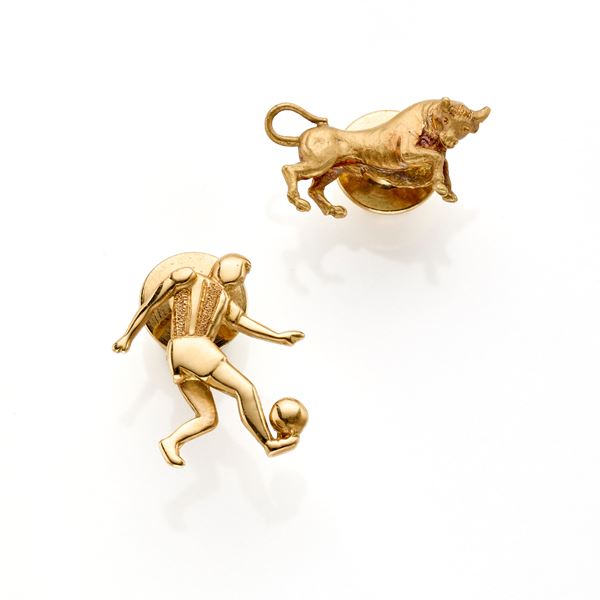 Two gold pins  - Auction GIOIELLI OROLOGI E LUXURY GOODS - Faraone Casa d'Aste