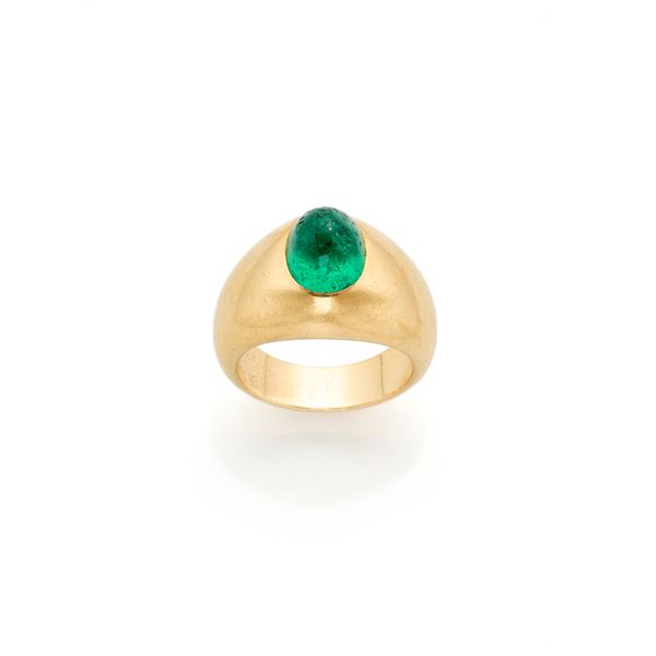 Anello Cartier in oro con smeraldo