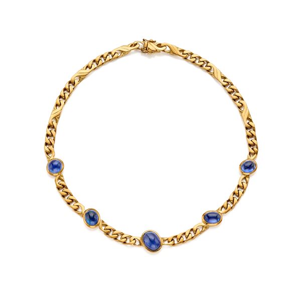 Gold necklace with sapphires  