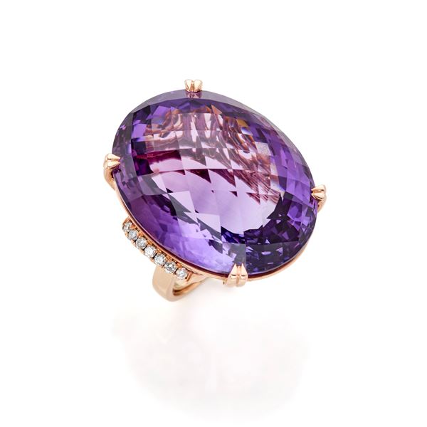 Gold ring with amethyst  - Auction GIOIELLI OROLOGI E LUXURY GOODS - Faraone Casa d'Aste