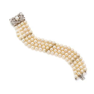 Bracciale di Perle con Chiusura in Oro e Diamanti