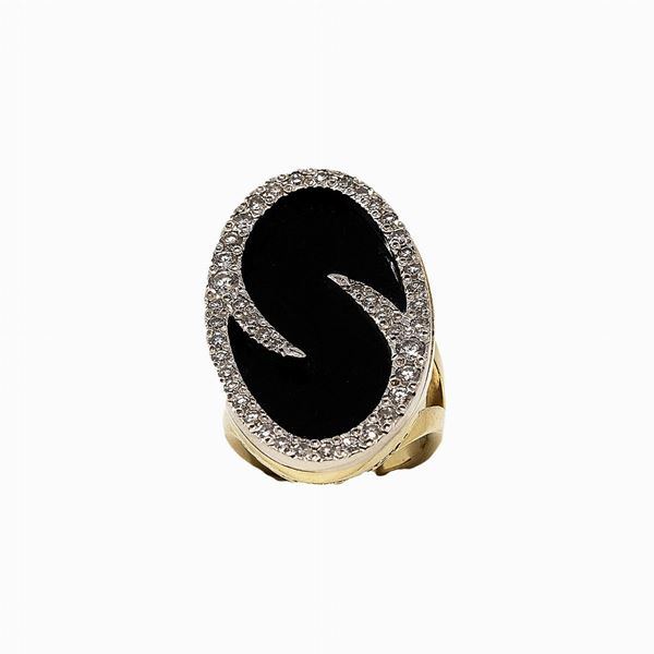 Anello oro giallo, onice e diamanti
