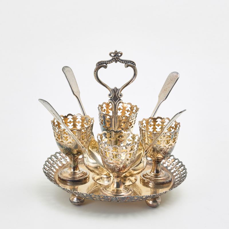 Egg cruet in argento