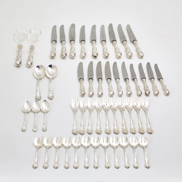 Silver cutlery set