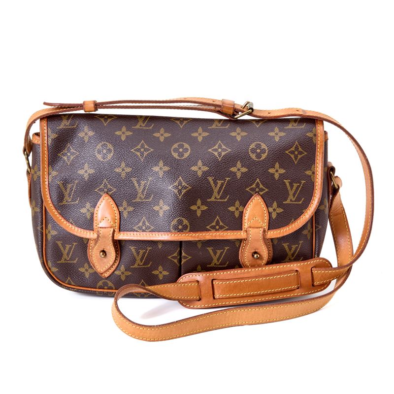 Louis Vuitton Gibecière