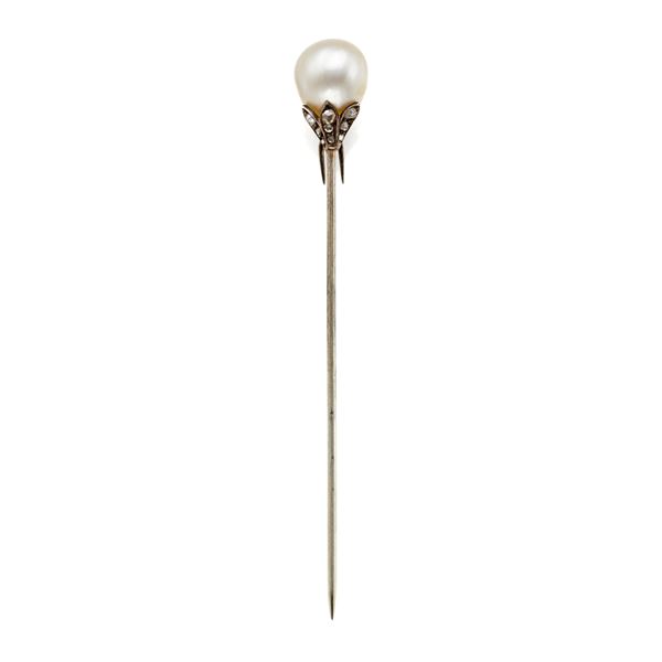 Spillone con con perla naturale