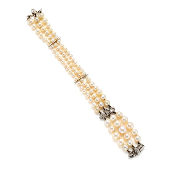 Bracciale a tre fili di perle