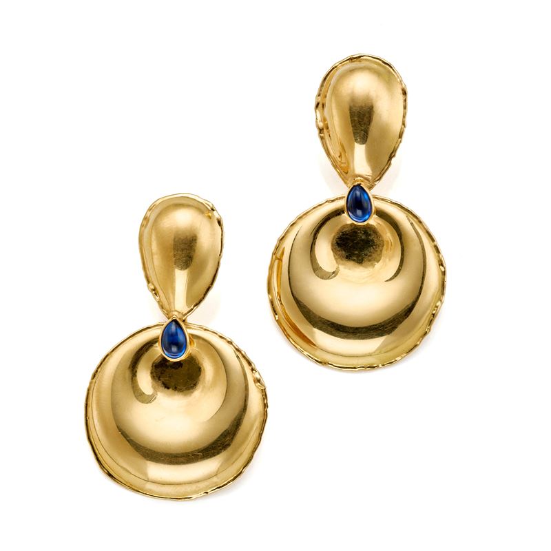 Orecchini pendenti in oro