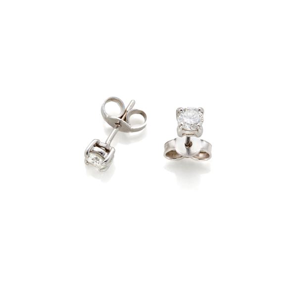 Gold earrings with diamonds   - Auction GIOIELLI, OROLOGI E LUXURY GOODS - Faraone Casa d'Aste