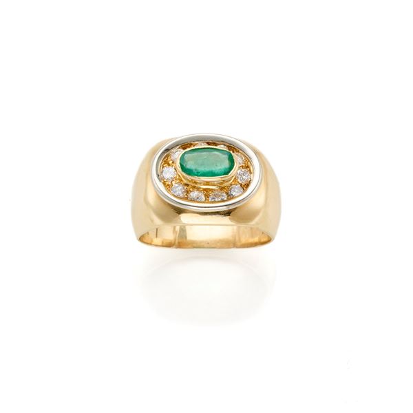 Gold, diamond and emerald ring