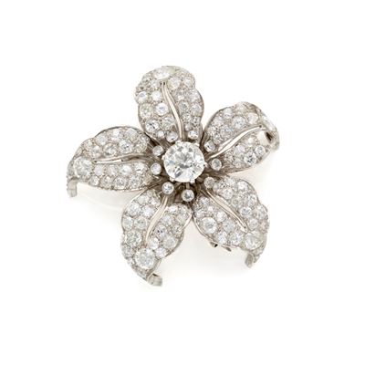 Spilla a Fiore in Platino con Diamanti