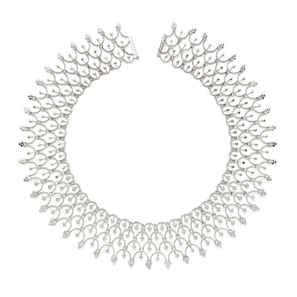 Collier in oro bianco e diamanti 