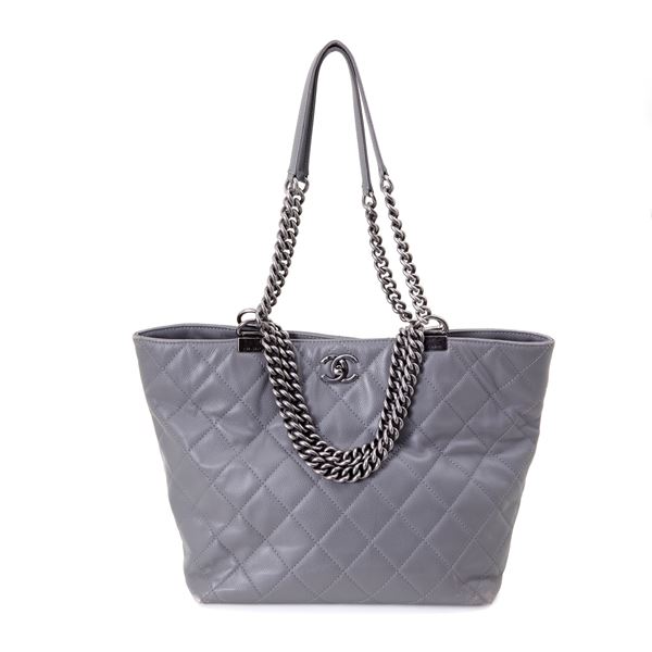 Chanel Cabas 