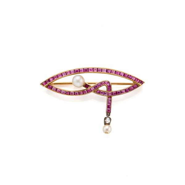 Spilla in oro con rubini e perle  - Asta GIOIELLI, OROLOGI E LUXURY GOODS - Faraone Casa d'Aste