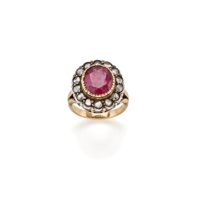 Anello in Oro e Argento con Rubino e Diamanti