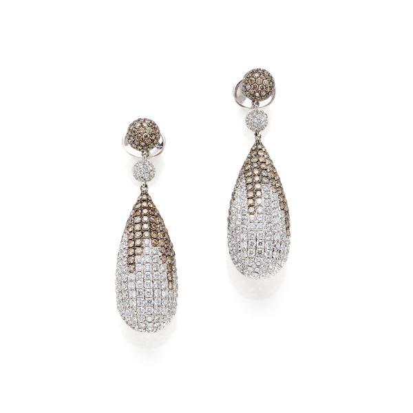Gold and diamond earrings  - Auction GIOIELLI, OROLOGI E LUXURY GOODS - Faraone Casa d'Aste