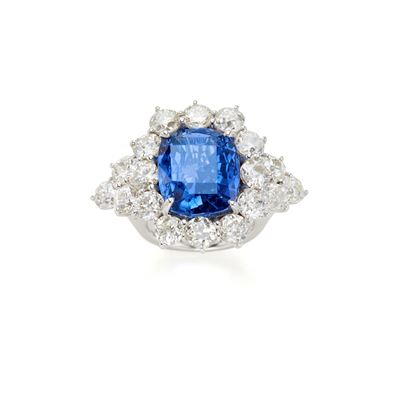 Anello in Oro con Diamanti e Zaffiro