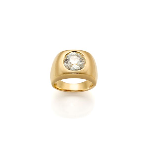 Anello in oro con diamante