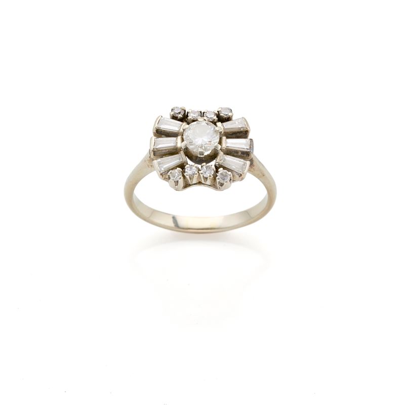 Anello in oro e diamanti