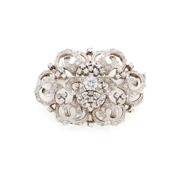 Gold and diamond brooch