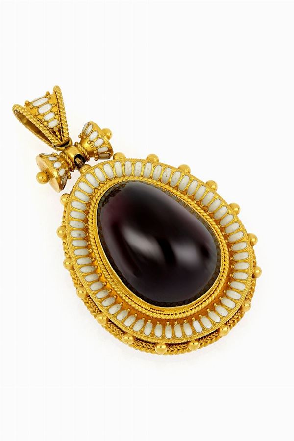 Pendente in oro e smalti con granato