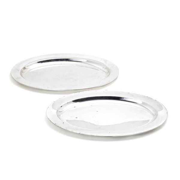 Two silver trays  - Auction GIOIELLI, OROLOGI E LUXURY GOODS - Faraone Casa d'Aste