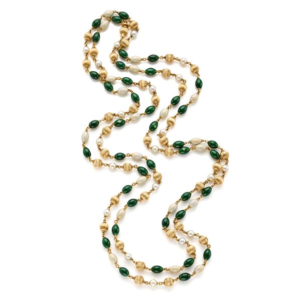 Gold necklace with enamels and pearls