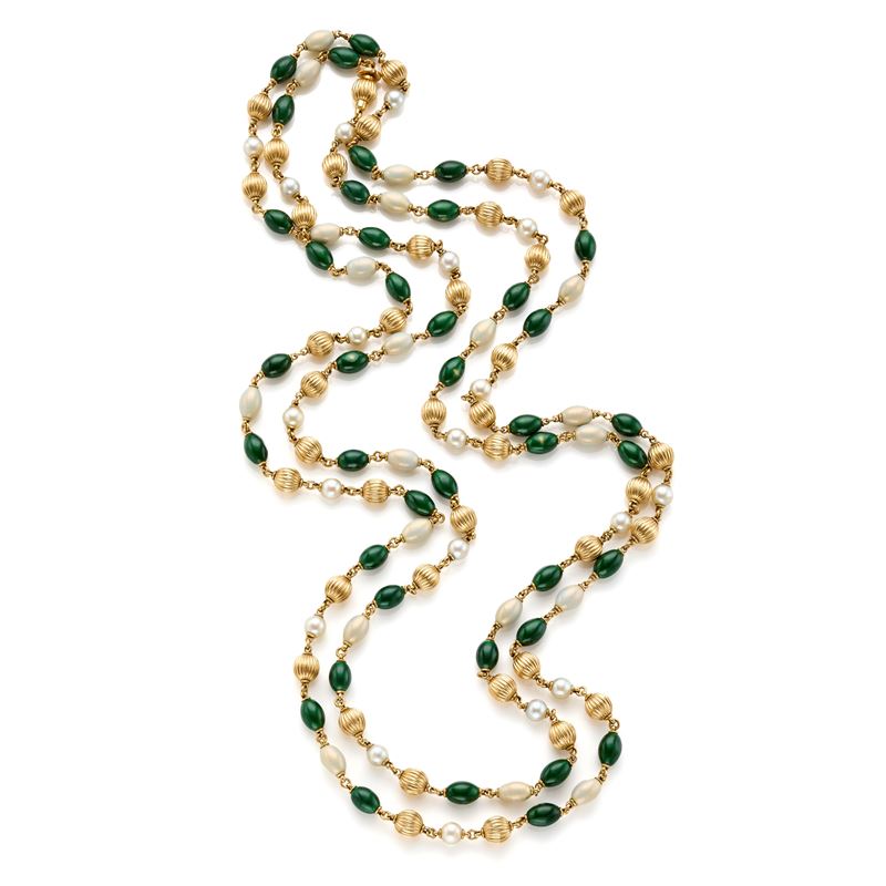 Collana in oro con smalti e perle