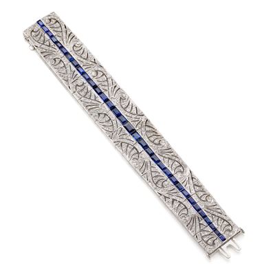 Bracciale d'epoca, fascia intarsiata in platino con diamanti e zaffiri
