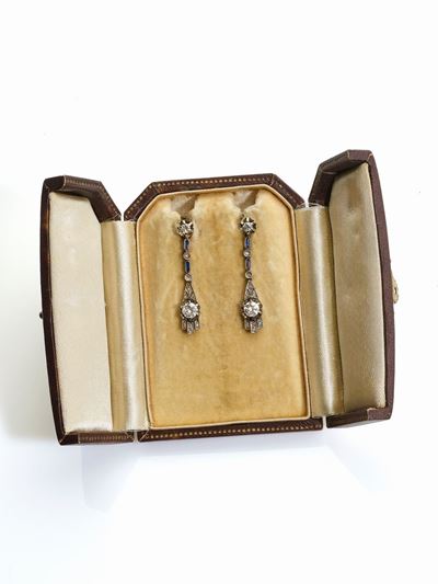 Orecchini in Oro Bianco con Diamanti.