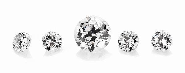 Lotto composto da 5 diamanti tagli misti