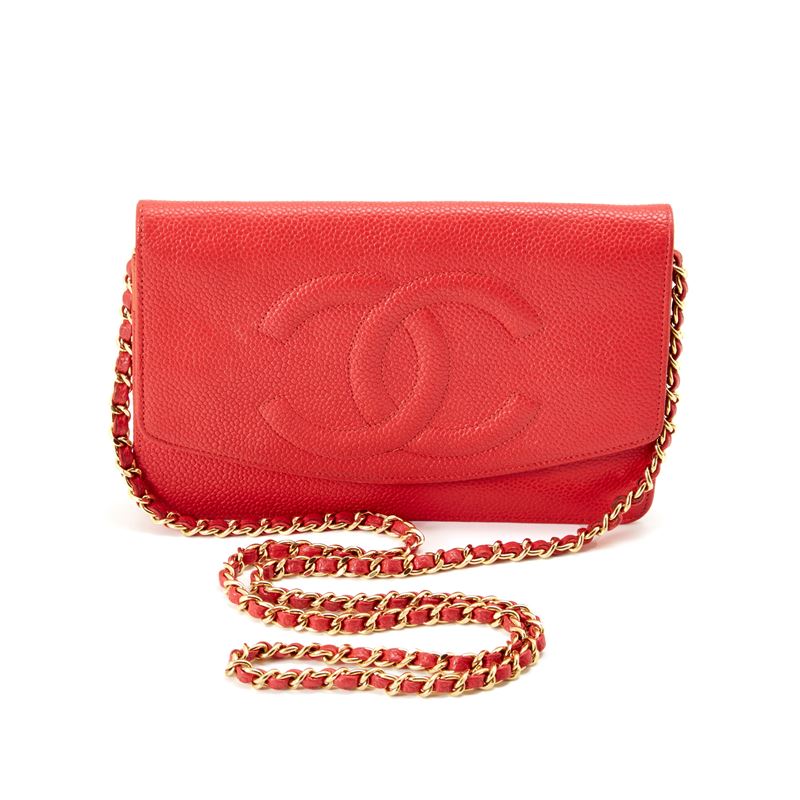 Chanel wallet on chain