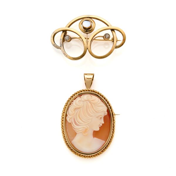 Two gold brooches